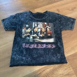 Size XS FRIENDS Cropped S/S T Shirt Black Gray Rachel Monica Chandler Joey EUC
